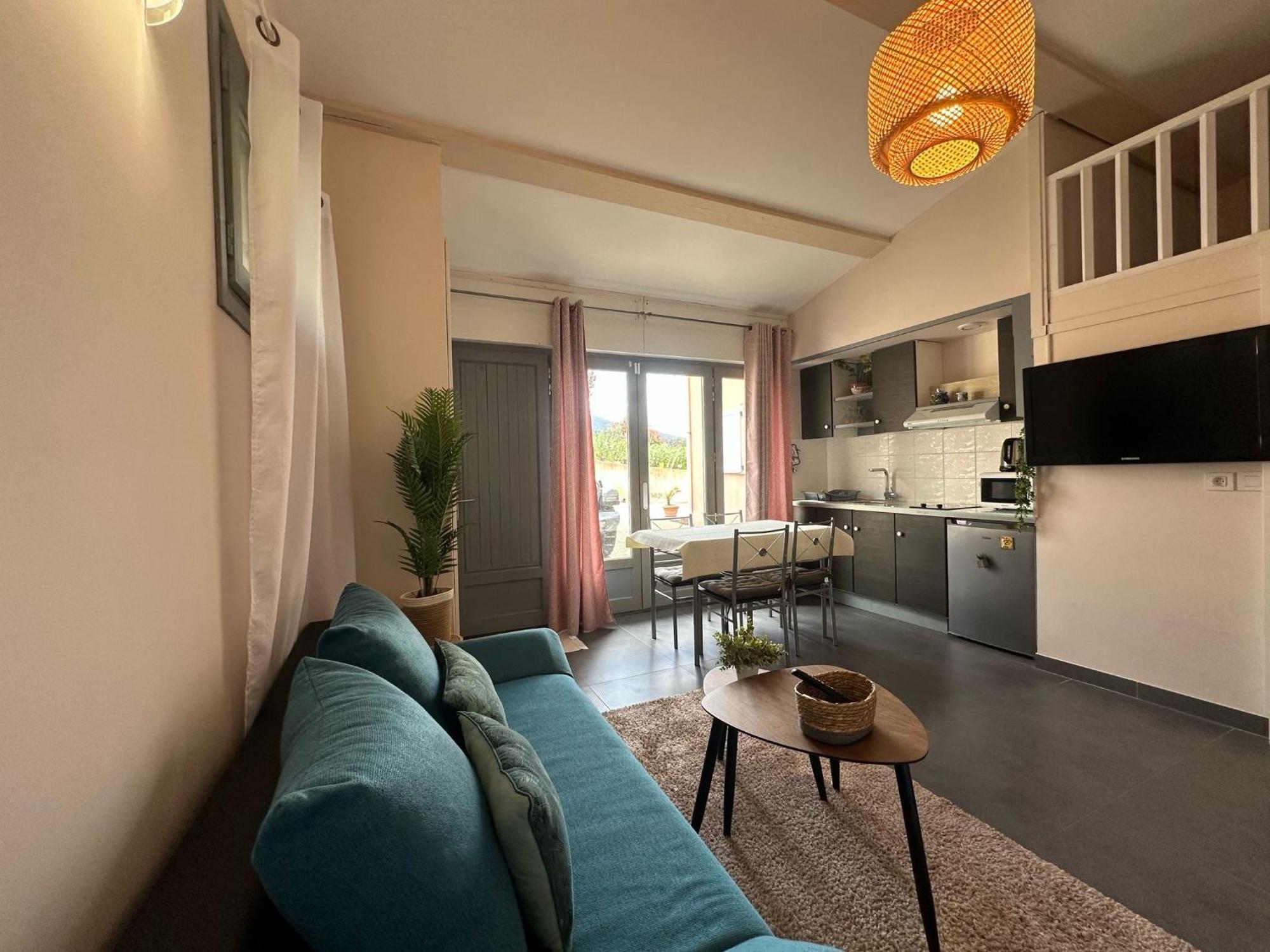 Studio Calme Et Agreable Avec Acces Jardin Partage Le Bar-sur-Loup Exteriör bild